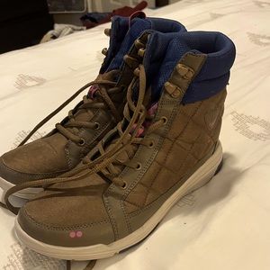 Womens Ryka Aurora Hiking Boots